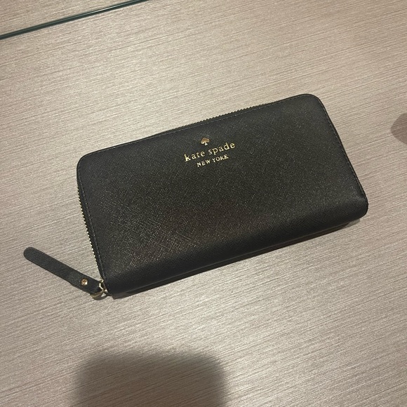 kate spade Handbags - Kate Spade wallet for sale. Used once. Great condition